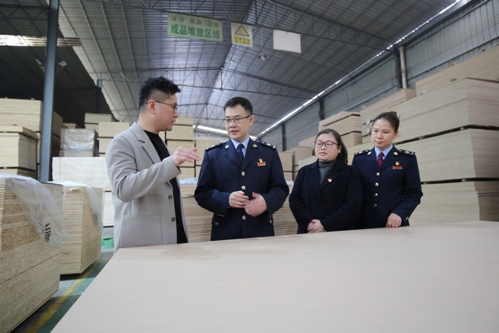 融水苗族自治縣稅務局 “點對點”服務助企“加速跑”，優化版權代理發展環境